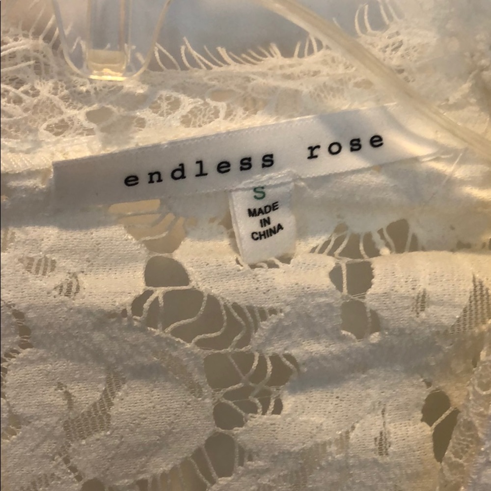ENDLESS ROSE WHITE LACE ROMPER SMALL - Picture 3 of 6